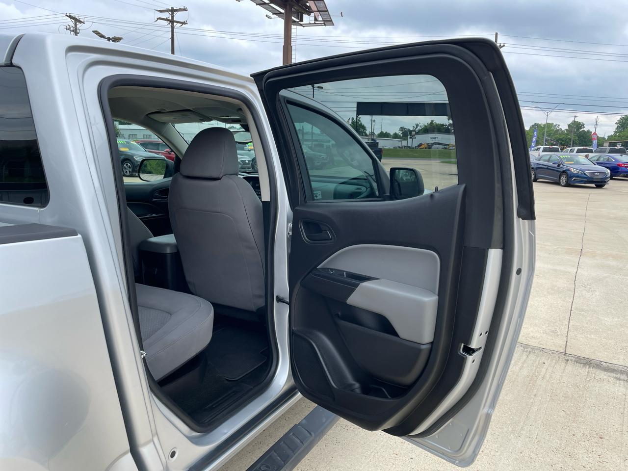Chevrolet Colorado 2WD Crew Cab 128.3" WT 2016