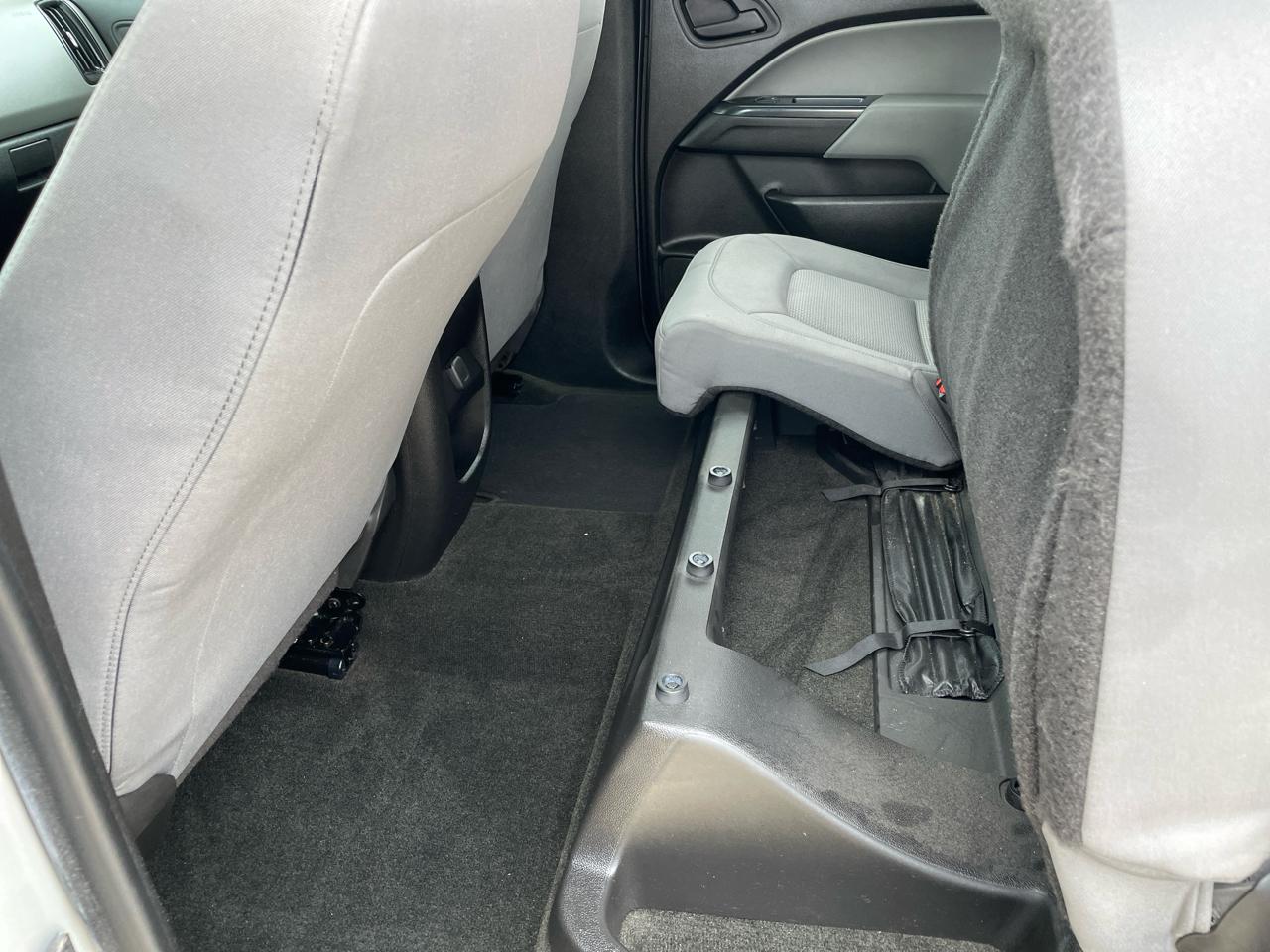 Chevrolet Colorado 2WD Crew Cab 128.3" WT 2016