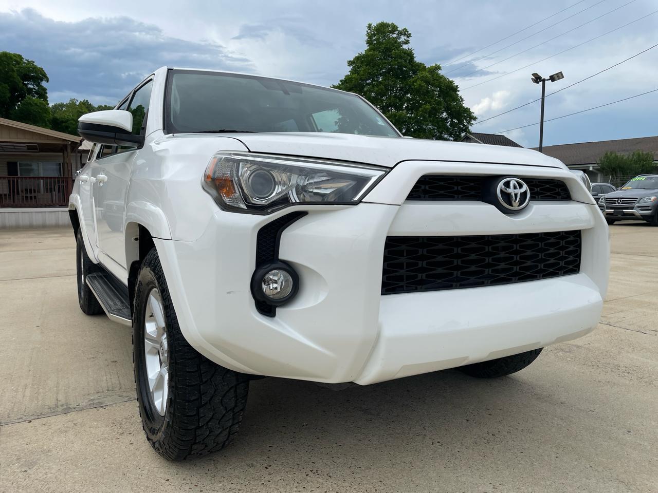 Toyota 4Runner SR5 Premium 2WD (Natl) 2017