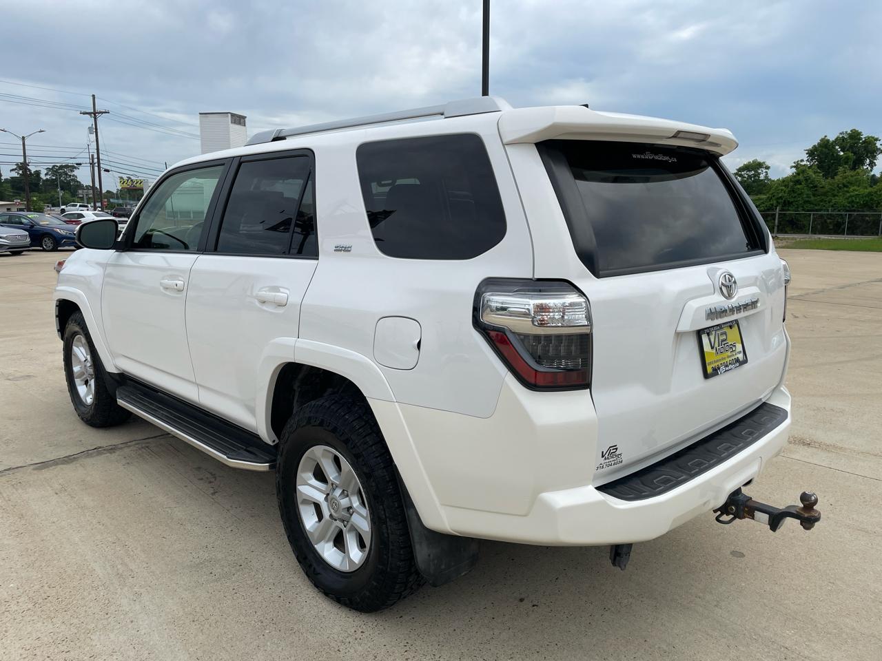 Toyota 4Runner SR5 Premium 2WD (Natl) 2017