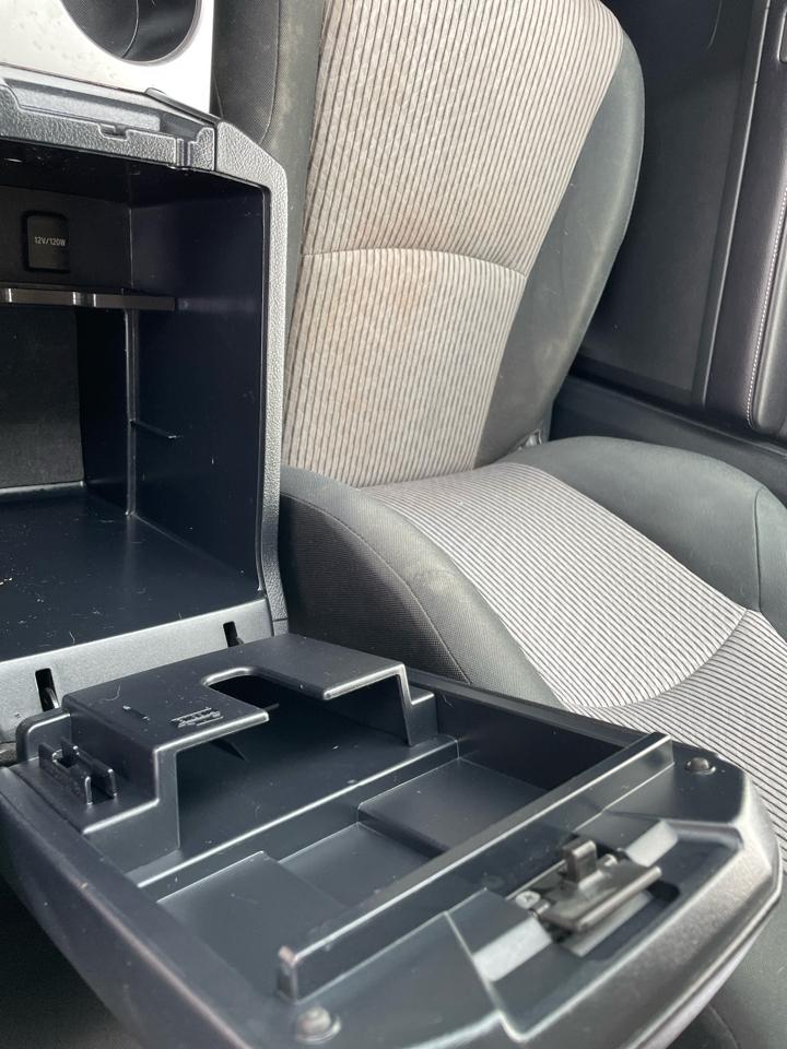 Toyota 4Runner SR5 Premium 2WD (Natl) 2017