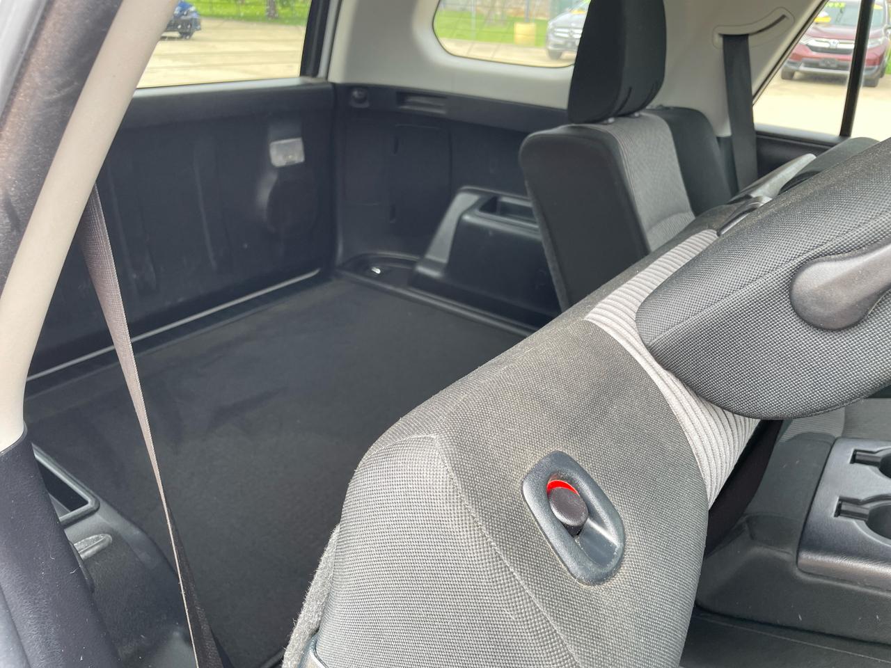 Toyota 4Runner SR5 Premium 2WD (Natl) 2017