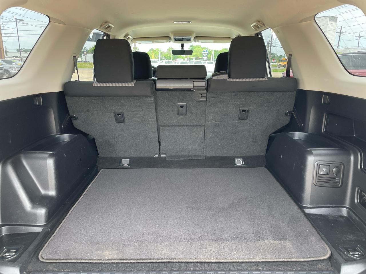 Toyota 4Runner SR5 Premium 2WD (Natl) 2017