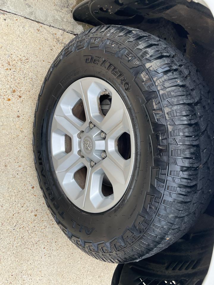 Toyota 4Runner SR5 Premium 2WD (Natl) 2017