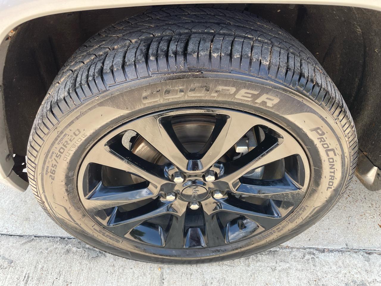 Jeep Grand Cherokee Altitude 4x2 2019