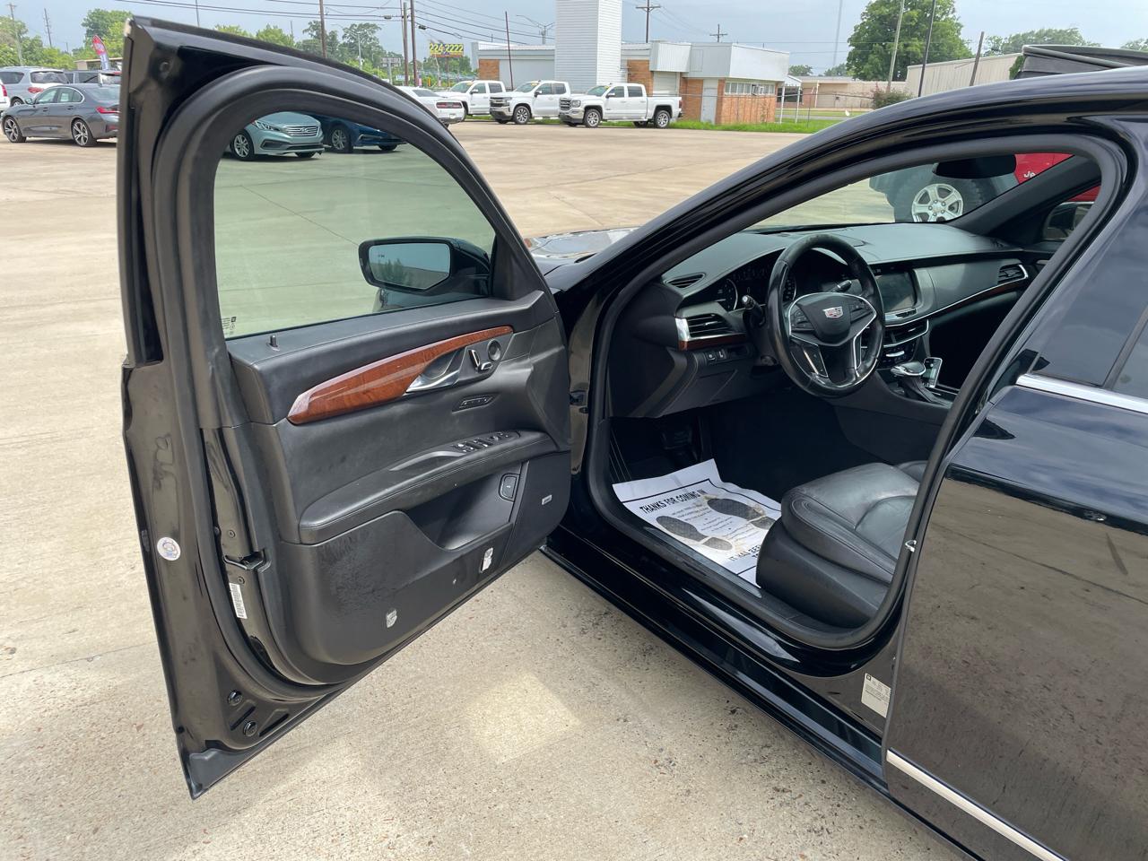 Cadillac CT6 4dr Sdn 2.0L Turbo RWD 2018