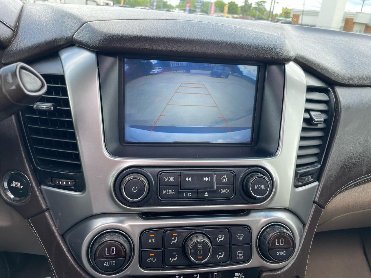 Chevrolet Suburban 2WD 4dr 1500 LT 2019