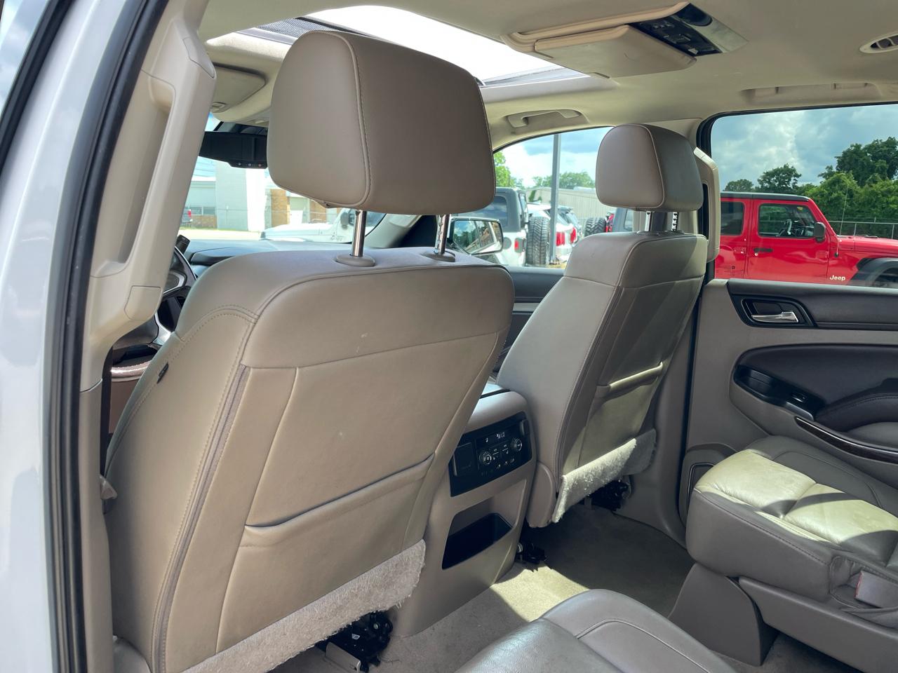Chevrolet Suburban 2WD 4dr 1500 LT 2019