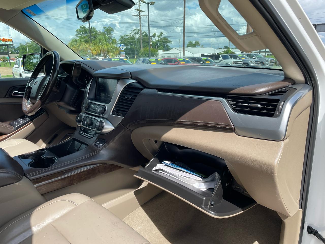 Chevrolet Suburban 2WD 4dr 1500 LT 2019