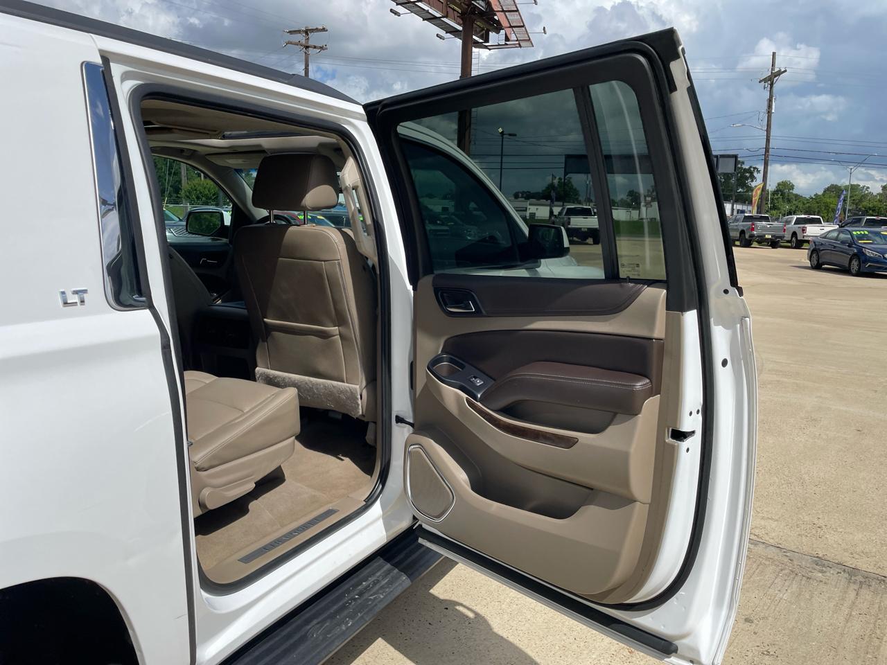 Chevrolet Suburban 2WD 4dr 1500 LT 2019