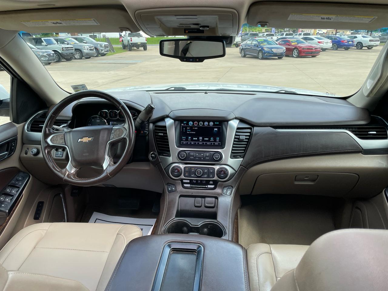 Chevrolet Suburban 2WD 4dr 1500 LT 2019