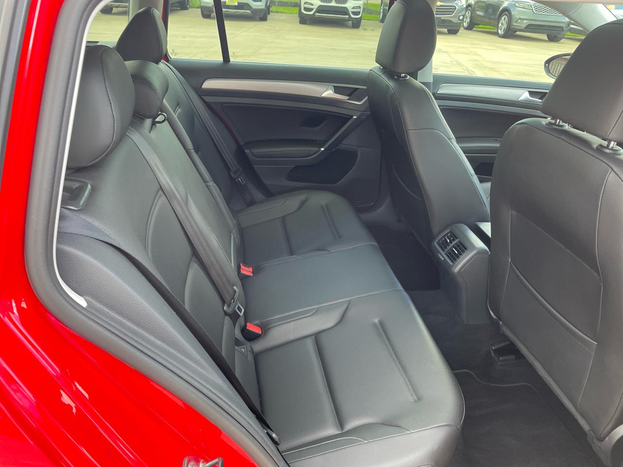 Volkswagen Golf SportWagen 4dr Auto TSI S 2016