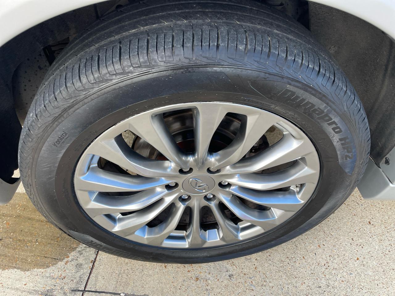 Infiniti QX80 RWD 2017
