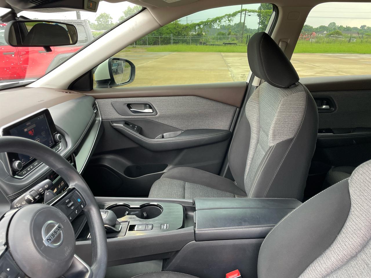 Nissan Rogue FWD SV 2021