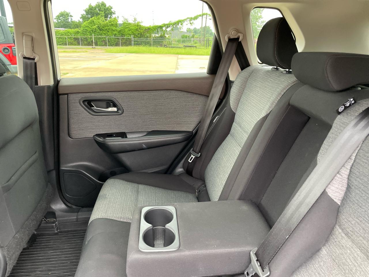Nissan Rogue FWD SV 2021