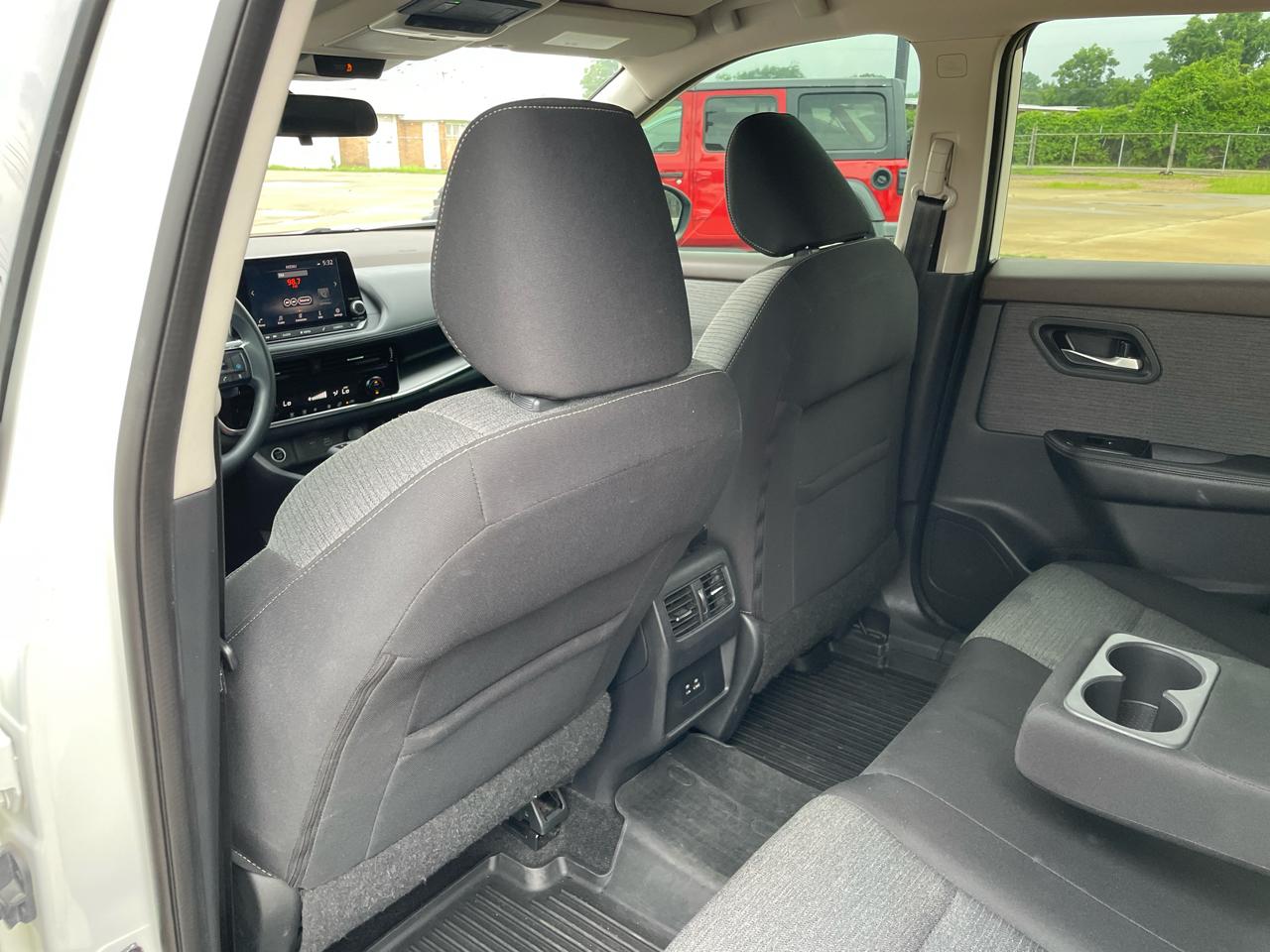 Nissan Rogue FWD SV 2021