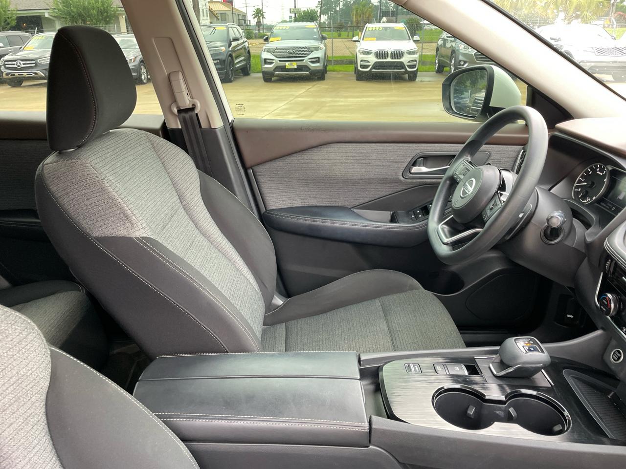 Nissan Rogue FWD SV 2021