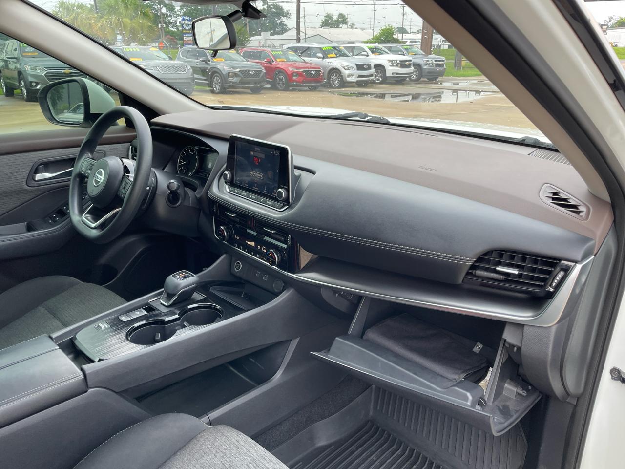 Nissan Rogue FWD SV 2021
