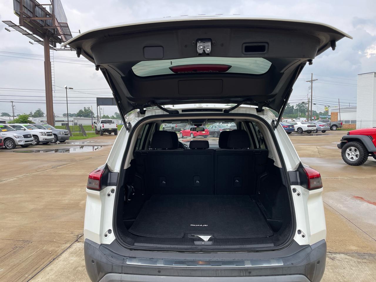 Nissan Rogue FWD SV 2021
