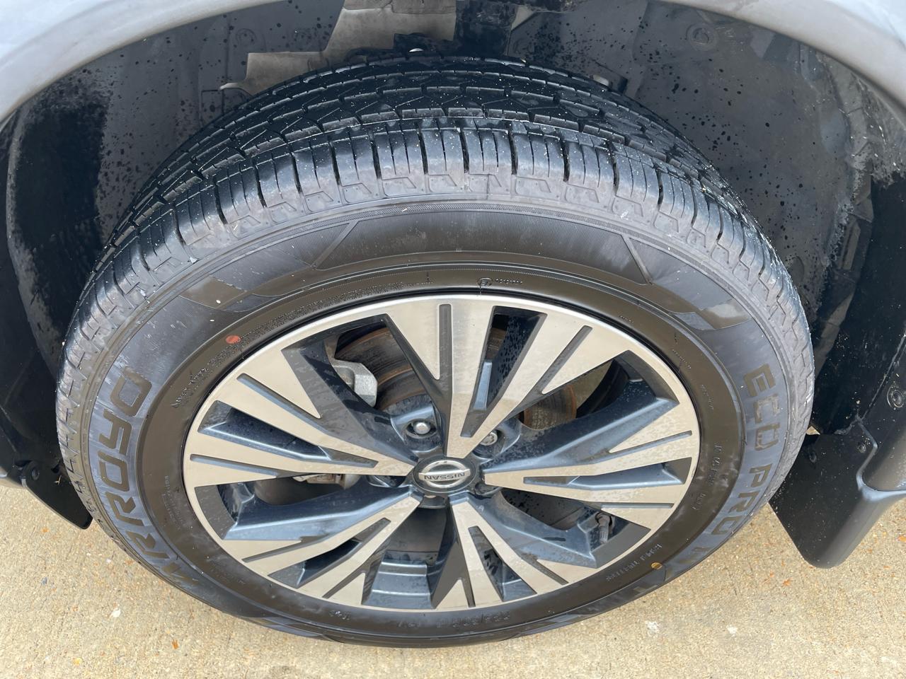 Nissan Rogue FWD SV 2021