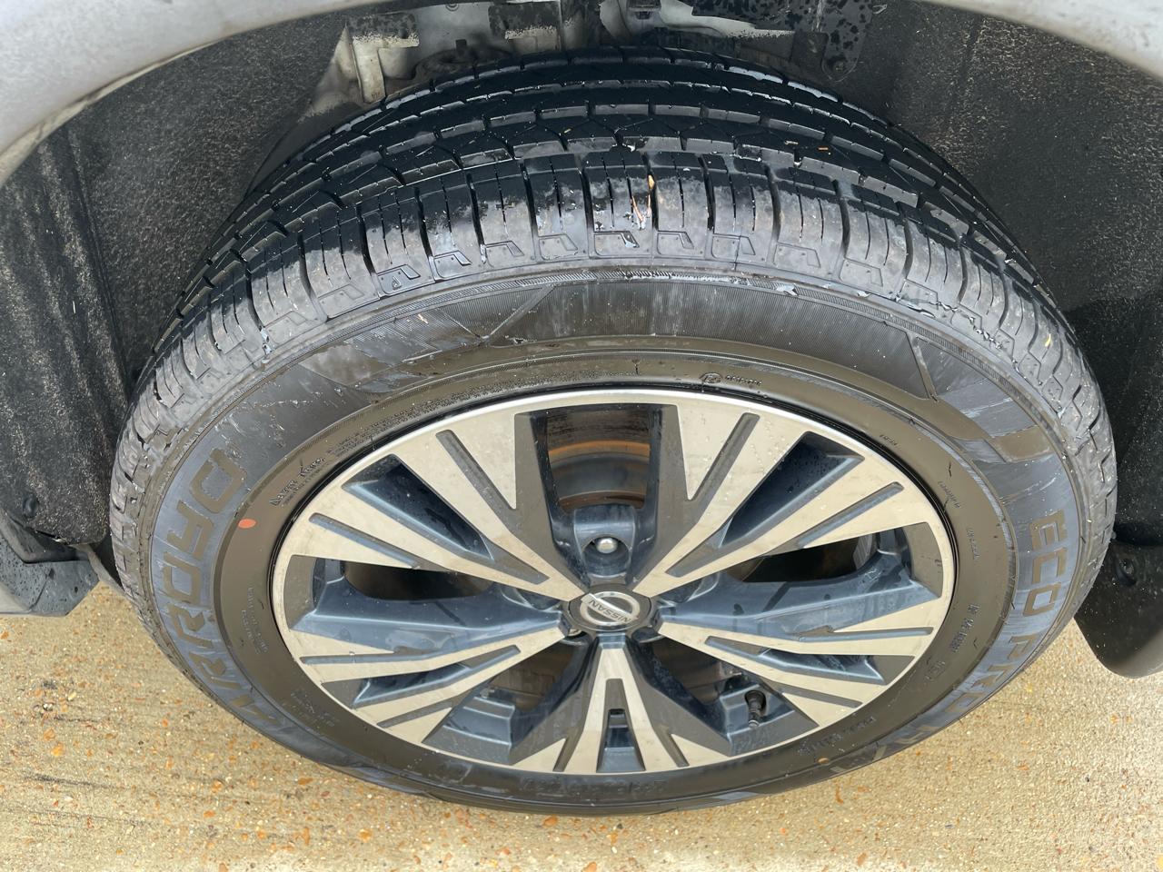 Nissan Rogue FWD SV 2021
