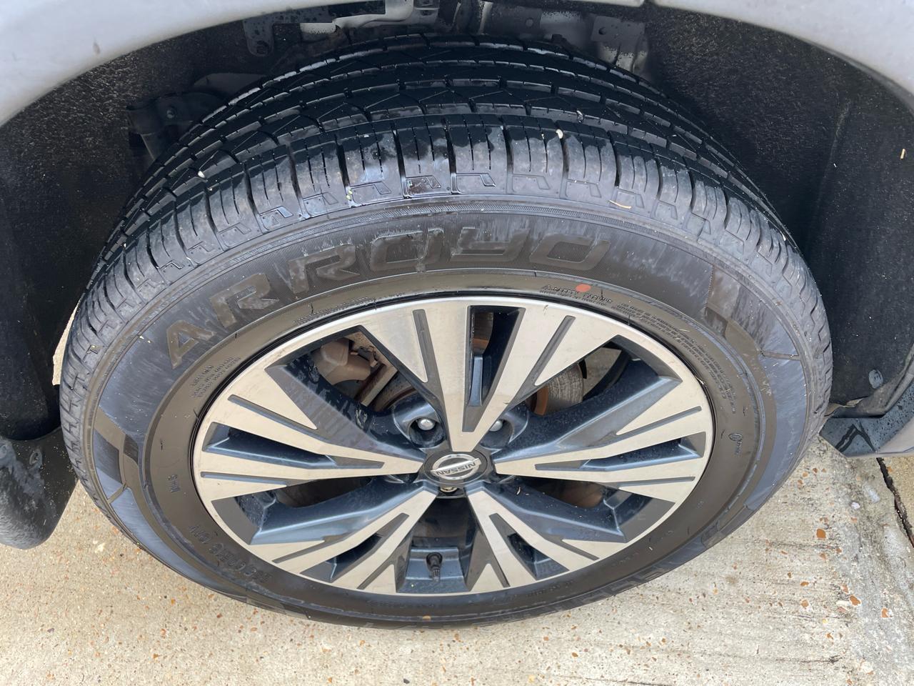 Nissan Rogue FWD SV 2021