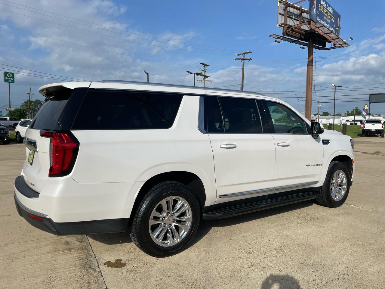 GMC Yukon XL 2WD 4dr SLT 2021