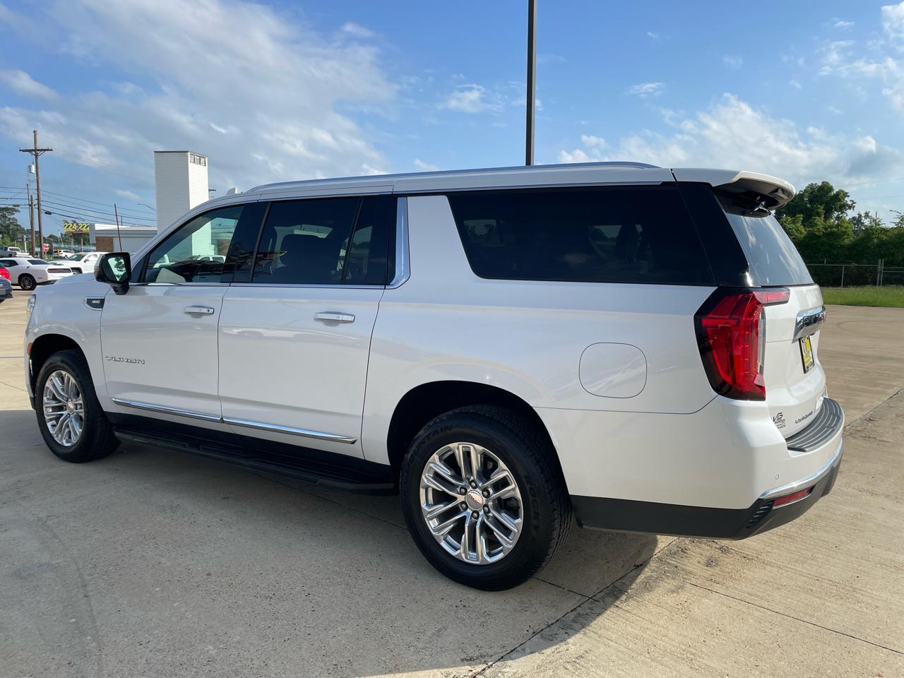 GMC Yukon XL 2WD 4dr SLT 2021