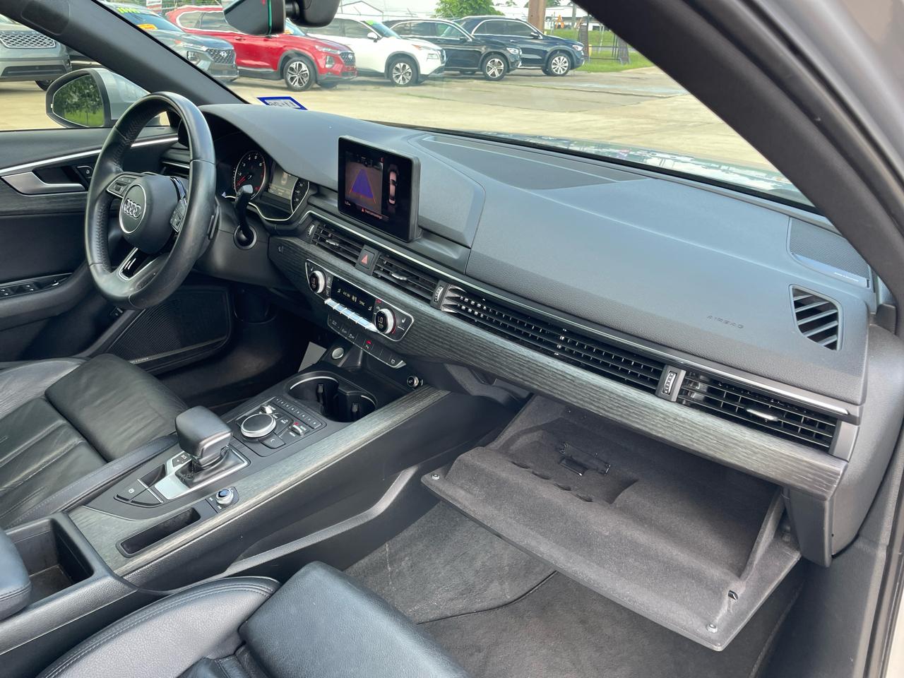 Audi A4 2.0 TFSI Auto Premium Plus quattro AWD 2017