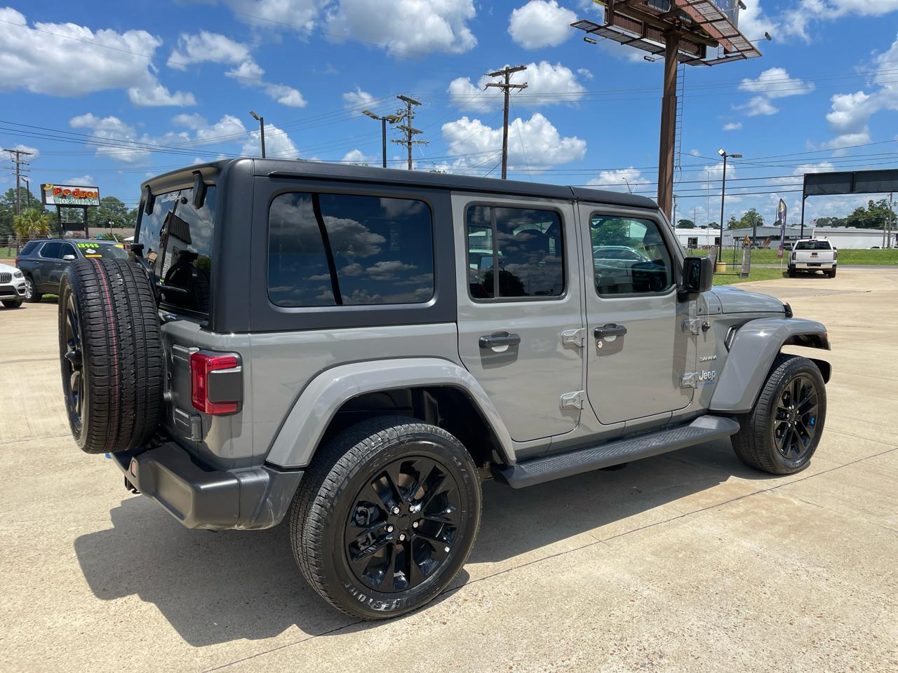 Jeep Wrangler 4xe Sahara 4x4 2023