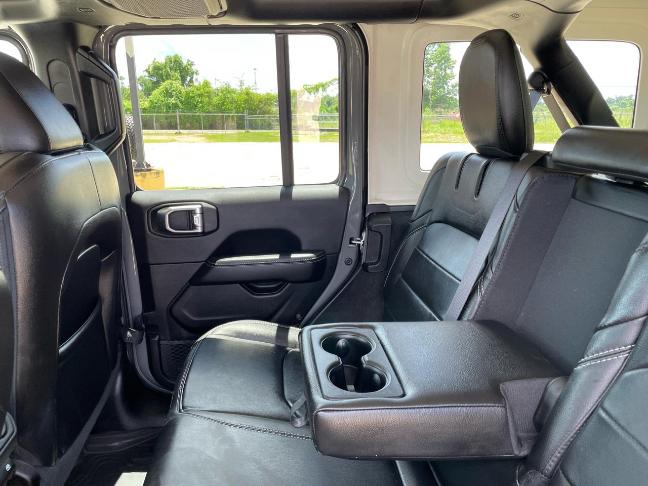 Jeep Wrangler 4xe Sahara 4x4 2023
