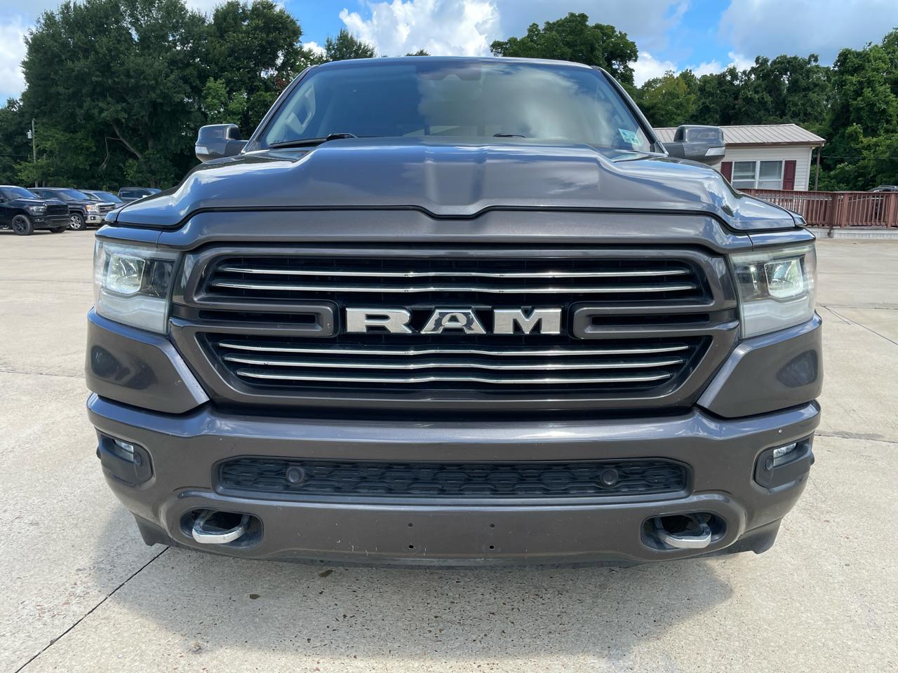 RAM 1500 Laramie 4x4 Crew Cab 5'7" Box 2021