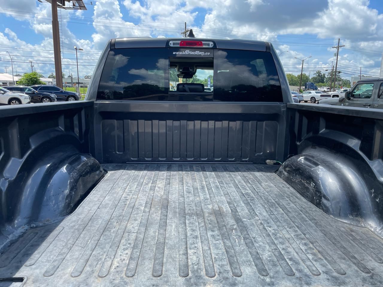 RAM 1500 Laramie 4x4 Crew Cab 5'7" Box 2021
