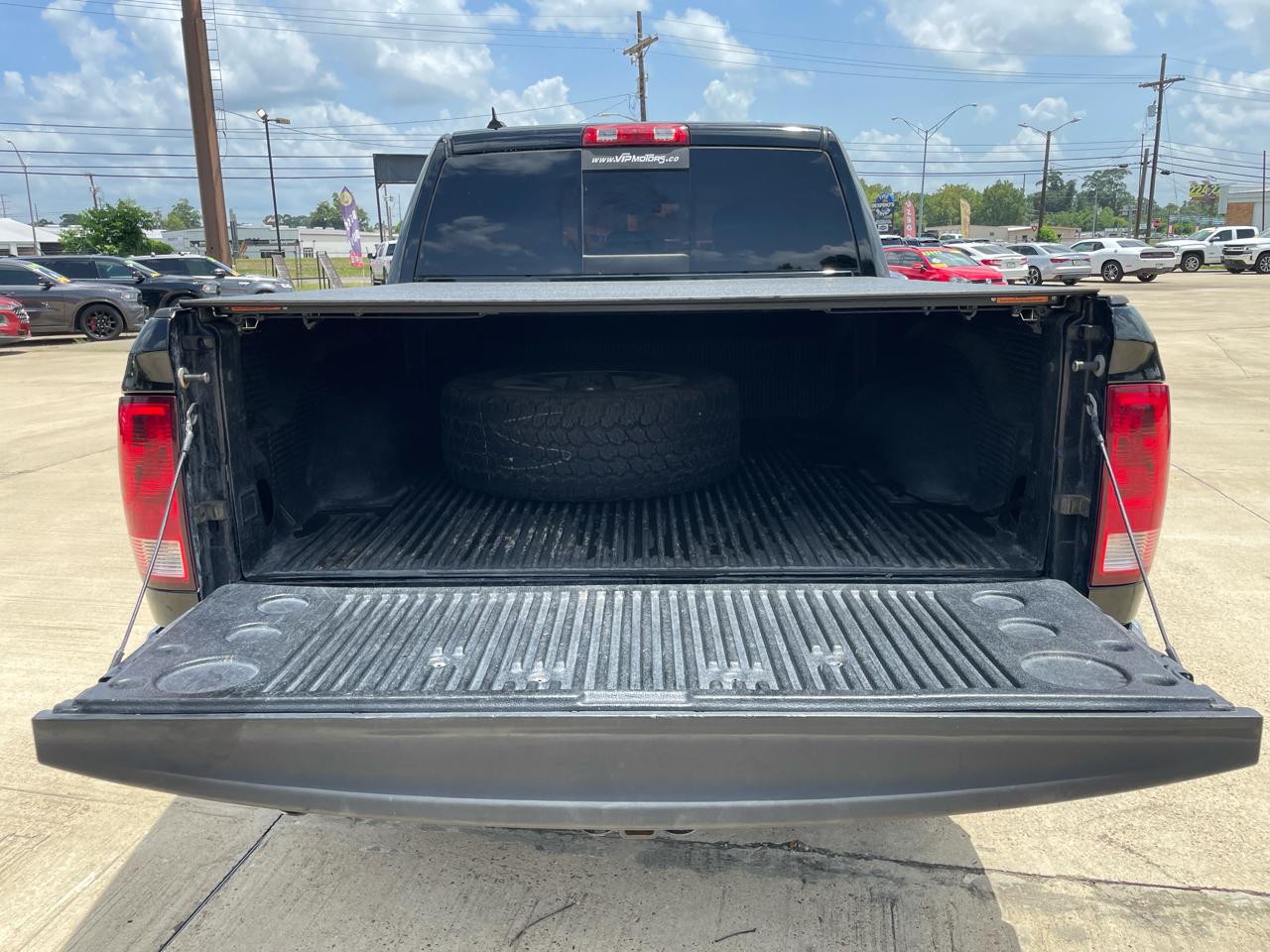 RAM 1500 2WD Crew Cab 140.5" Lone Star 2014