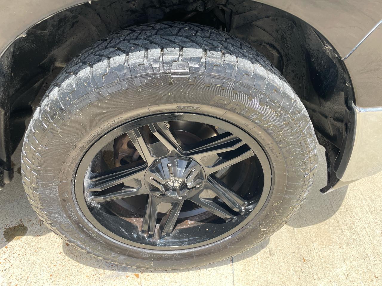 RAM 1500 2WD Crew Cab 140.5" Lone Star 2014
