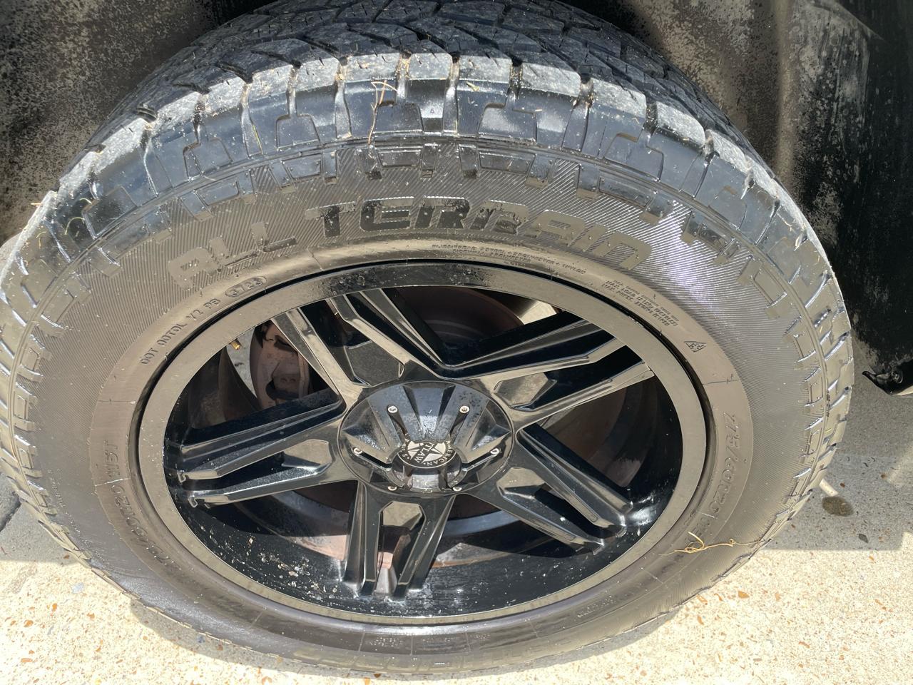 RAM 1500 2WD Crew Cab 140.5" Lone Star 2014