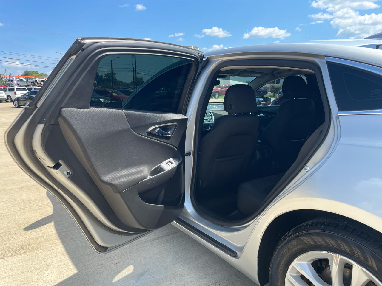 Chevrolet Malibu 4dr Sdn LT w/1LT 2018