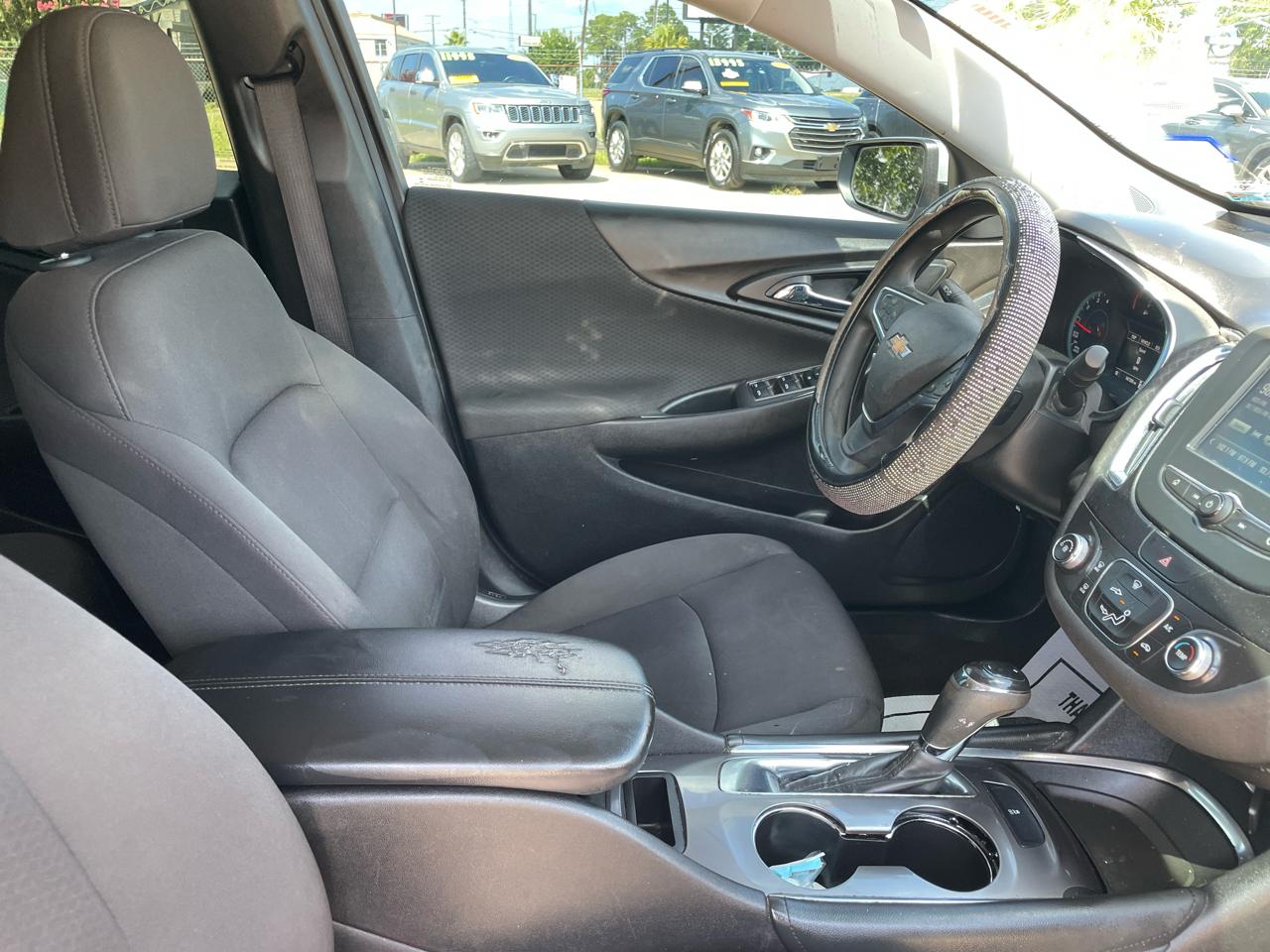 Chevrolet Malibu 4dr Sdn LT w/1LT 2018