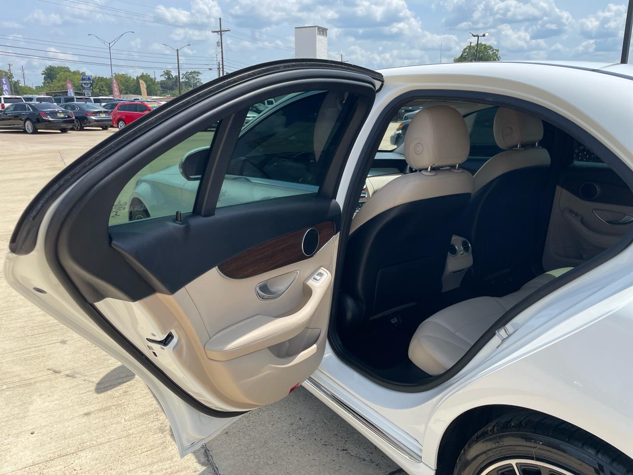 Mercedes-Benz C-Class C 300 Sedan 2019