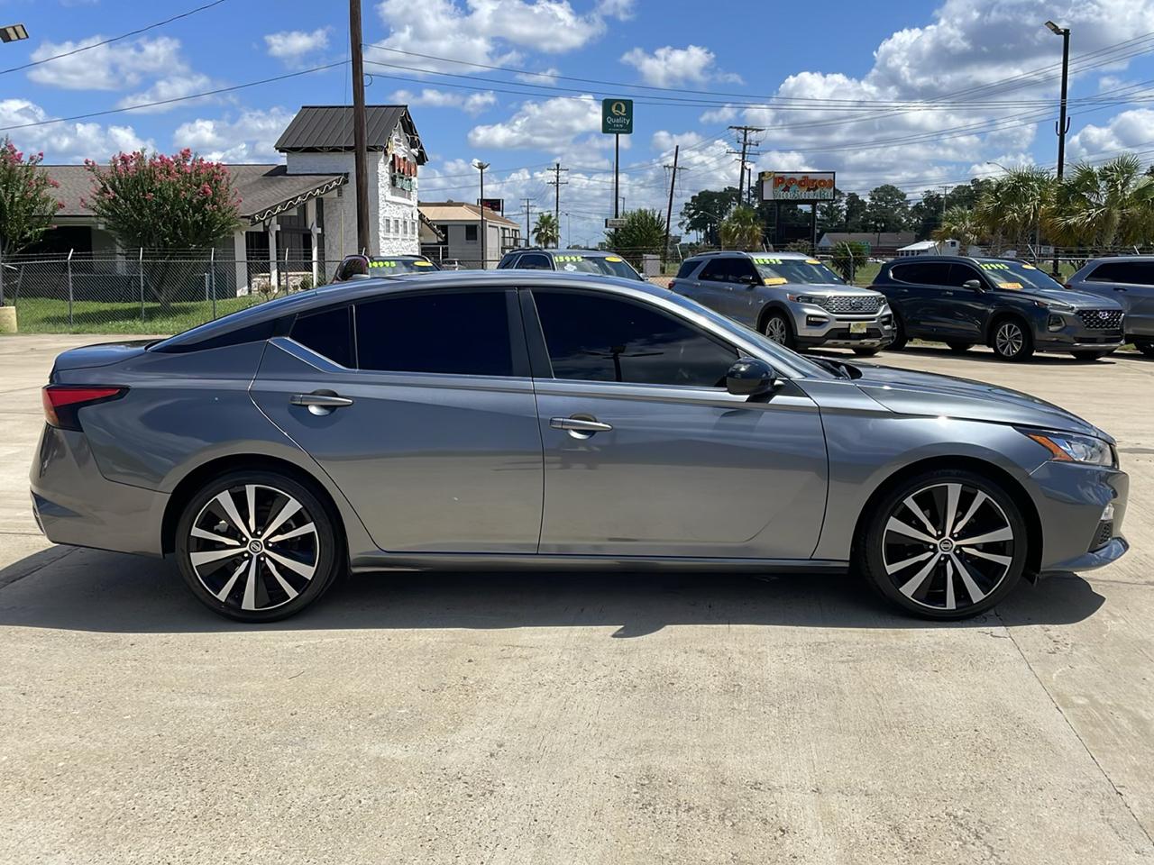 Nissan Altima 2.5 SR Sedan 2021