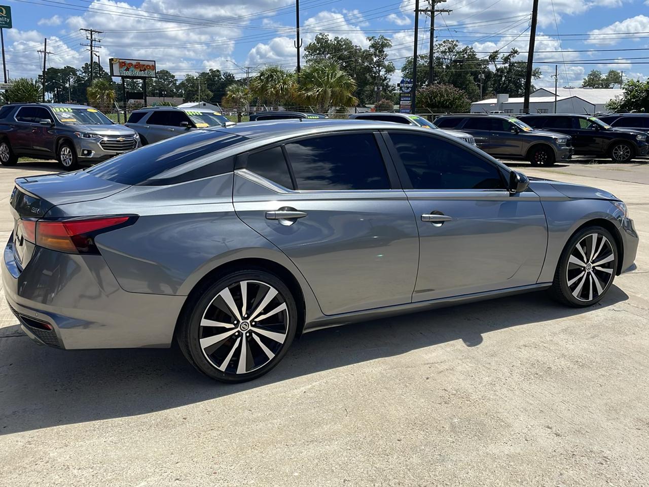 Nissan Altima 2.5 SR Sedan 2021