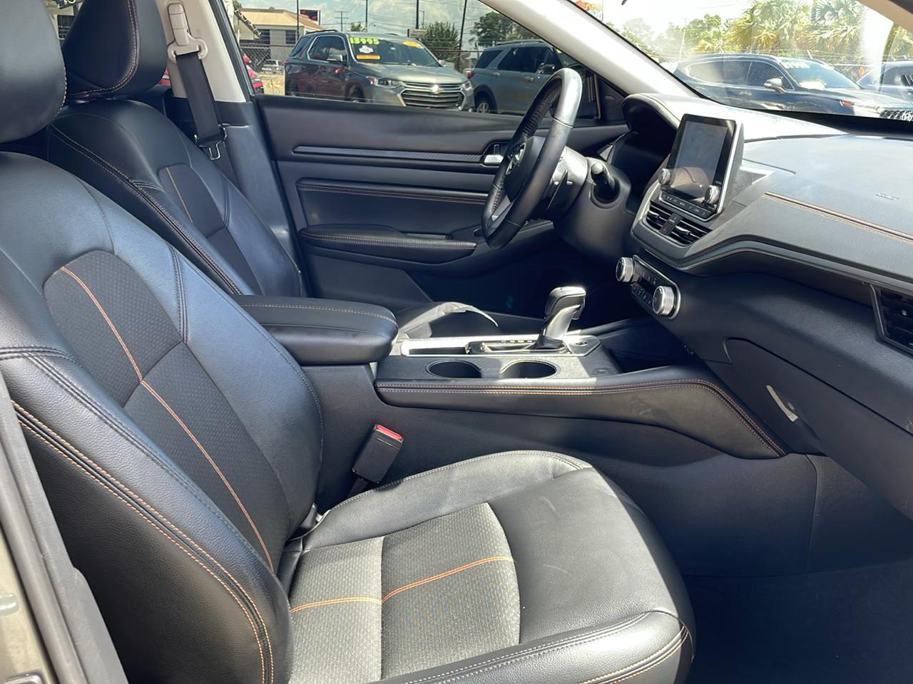 Nissan Altima 2.5 SR Sedan 2021