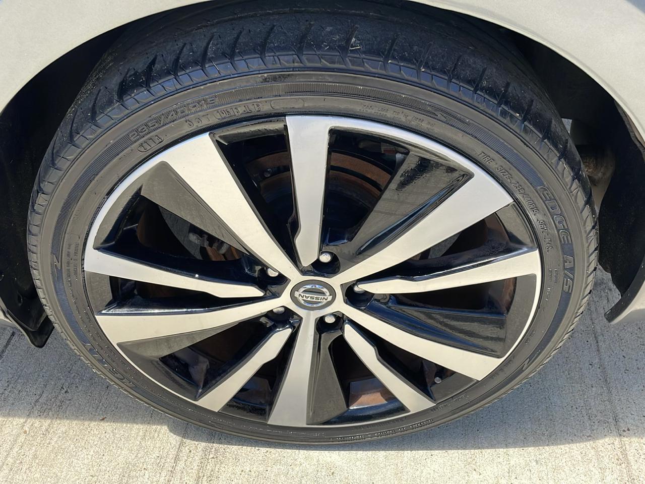 Nissan Altima 2.5 SR Sedan 2021