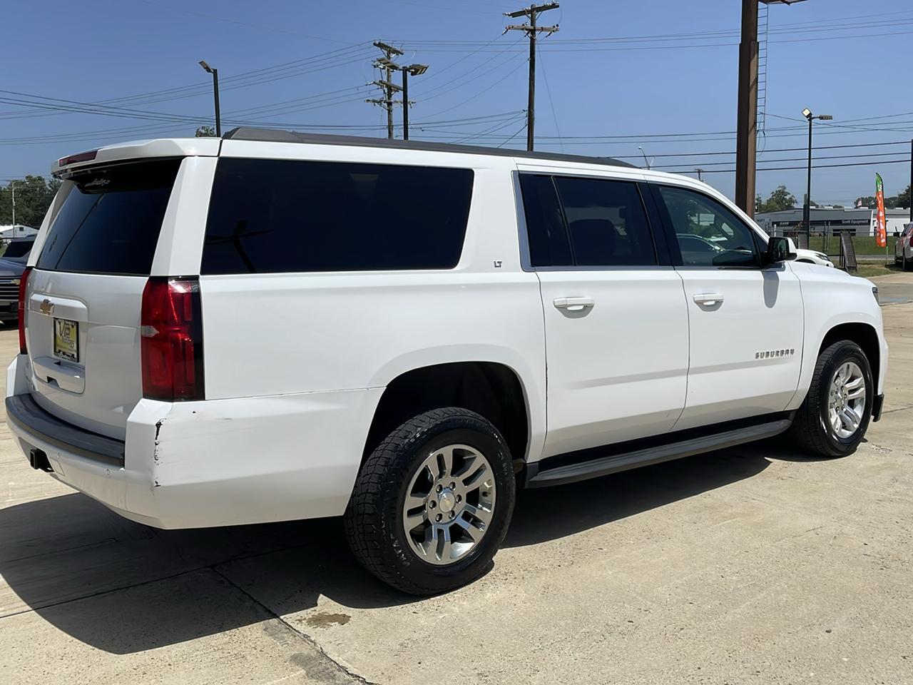 Chevrolet Suburban 2WD 4dr 1500 LT 2018