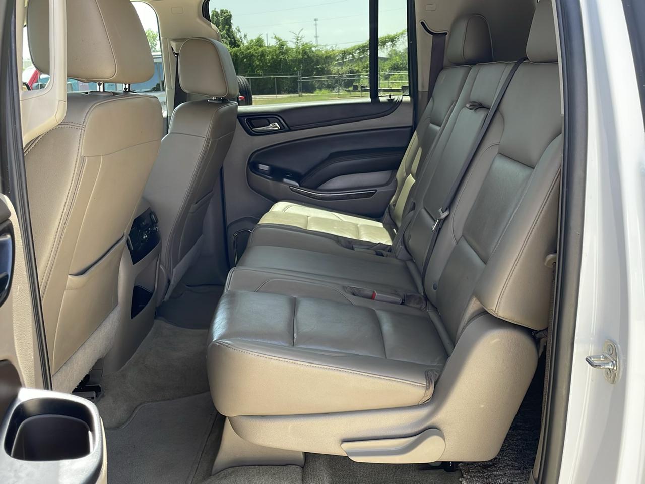 Chevrolet Suburban 2WD 4dr 1500 LT 2018