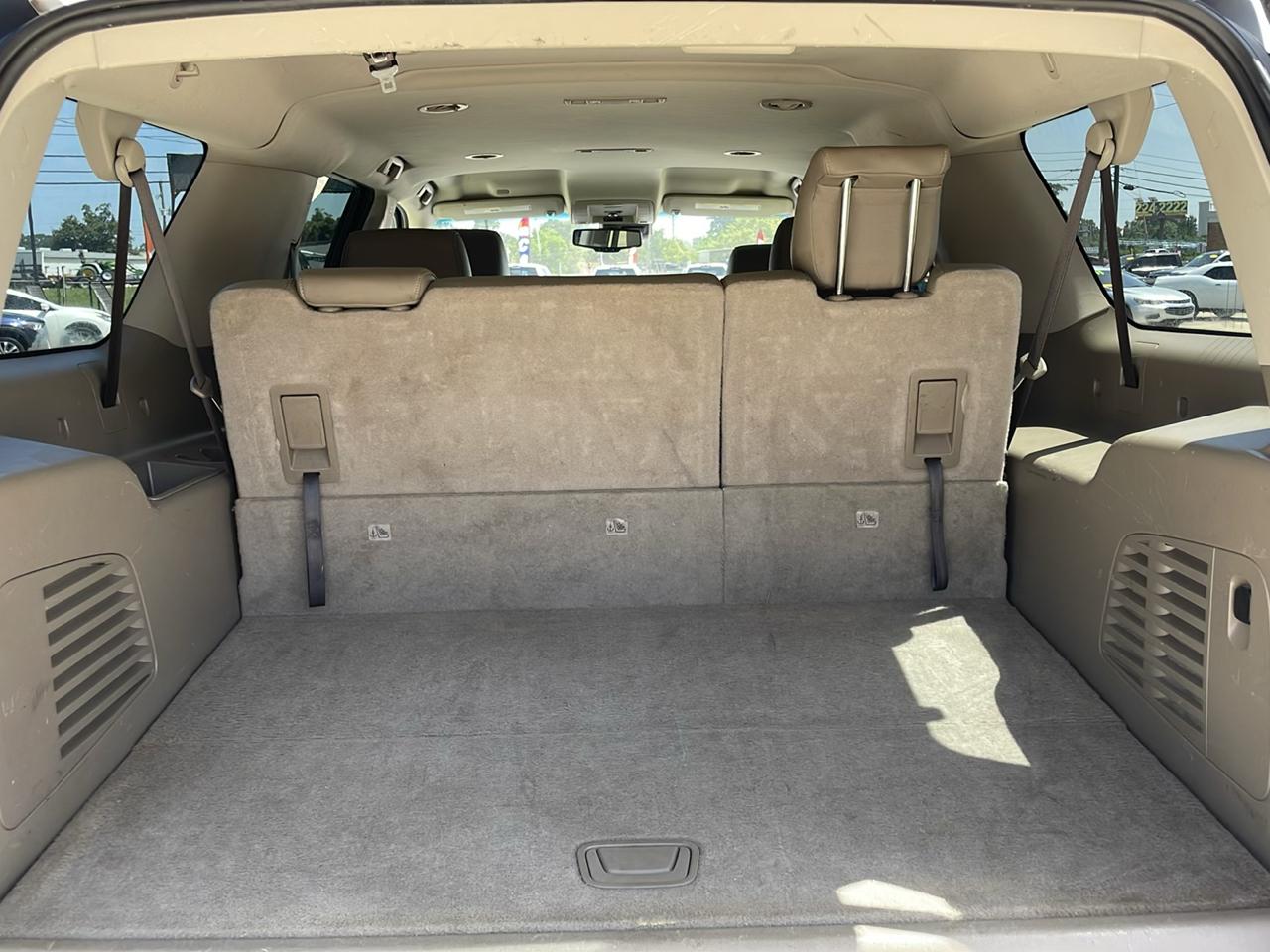 Chevrolet Suburban 2WD 4dr 1500 LT 2018