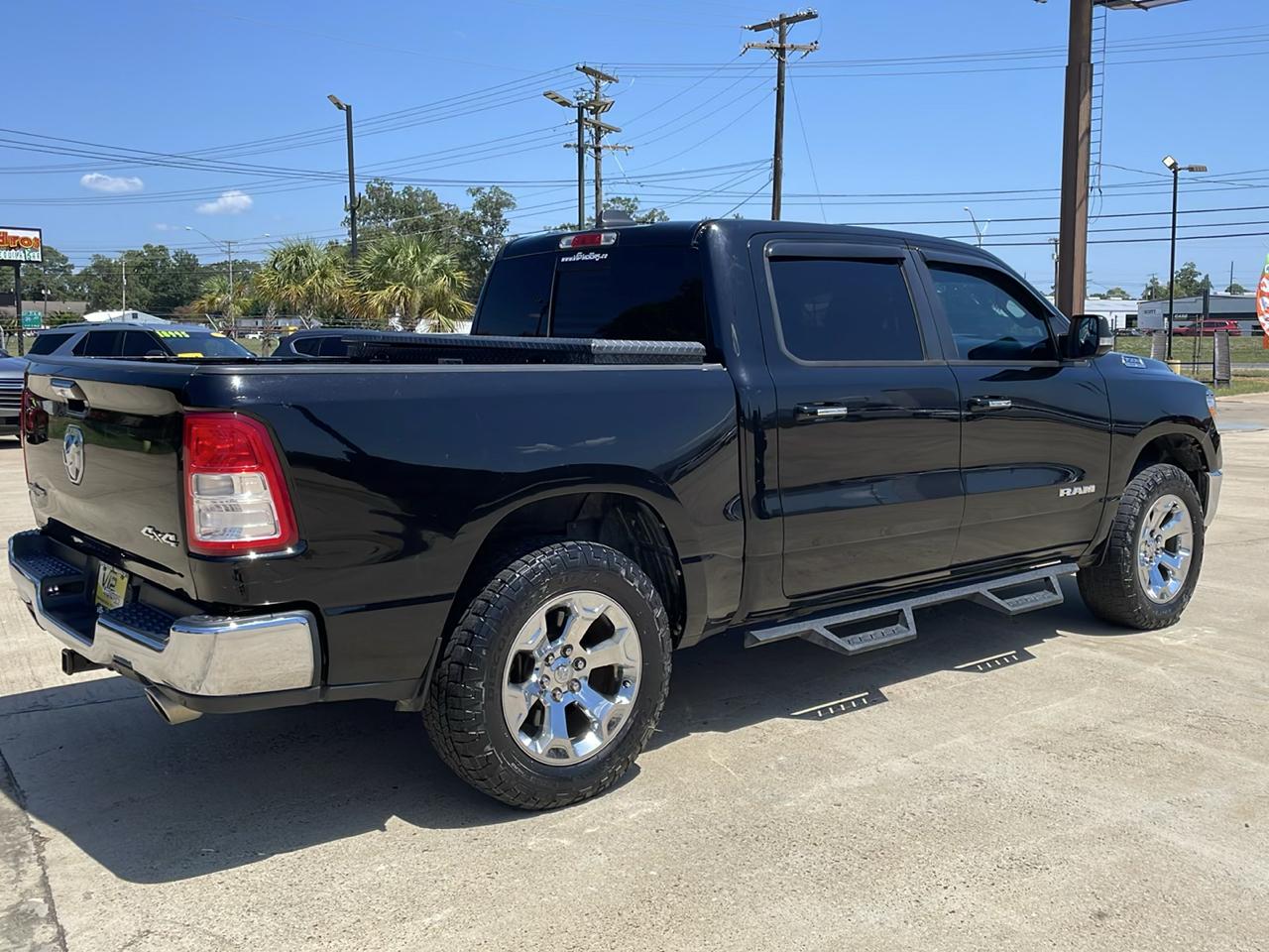 RAM 1500 Big Horn/Lone Star 4x4 Crew Cab 5'7" Box 2019