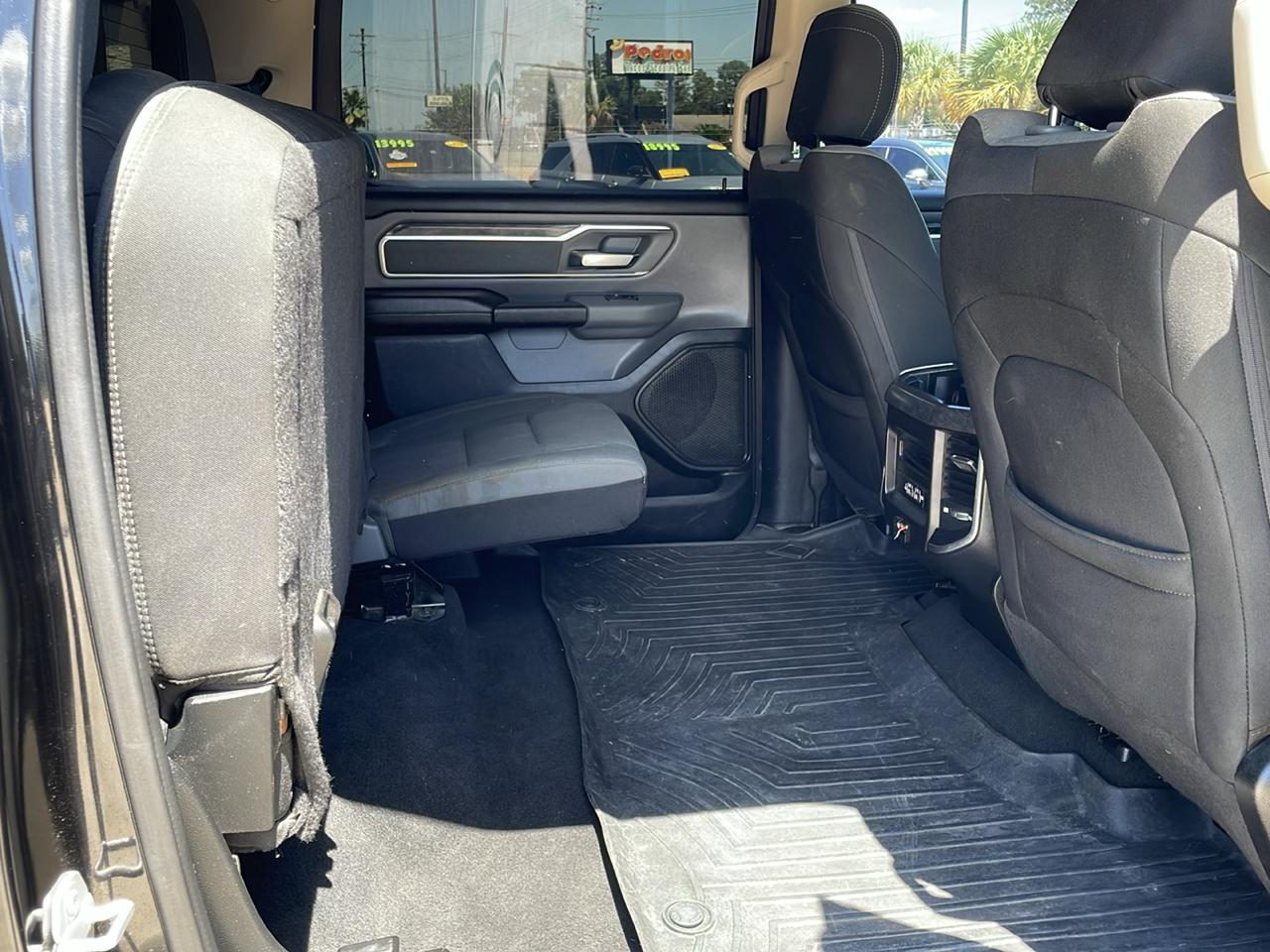 RAM 1500 Big Horn/Lone Star 4x4 Crew Cab 5'7" Box 2019