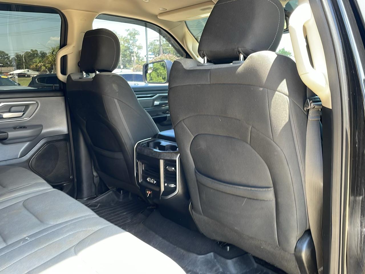 RAM 1500 Big Horn/Lone Star 4x4 Crew Cab 5'7" Box 2019