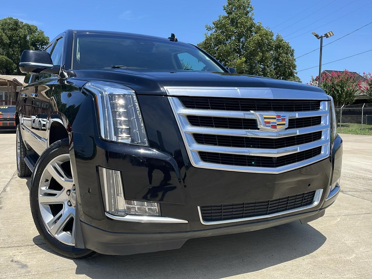 Cadillac Escalade ESV 4WD 4dr Luxury 2020